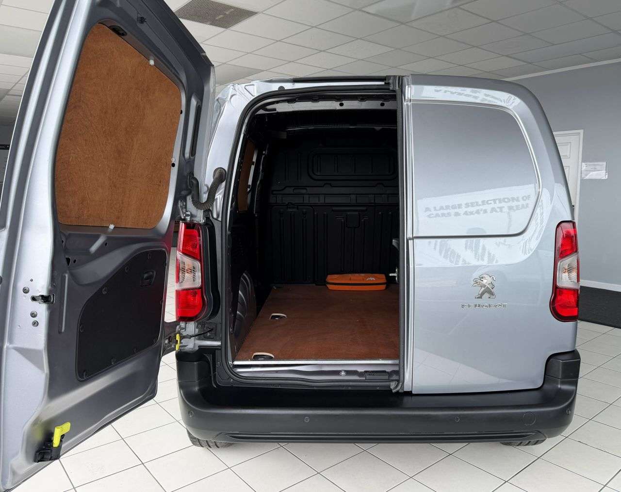 2021 PEUGEOT PARTNER 2021 PEUGEOT PARTNER