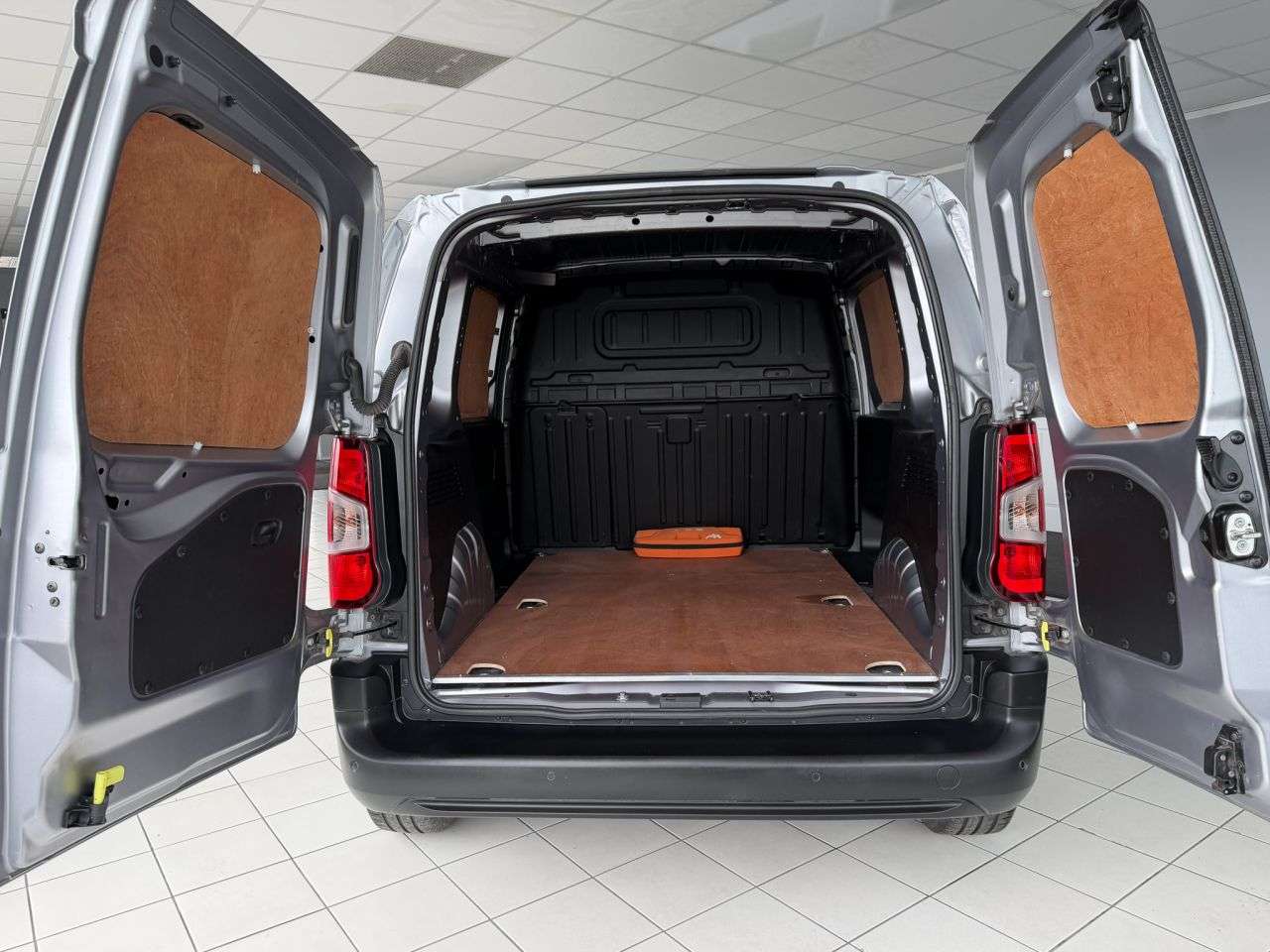 2021 PEUGEOT PARTNER 2021 PEUGEOT PARTNER