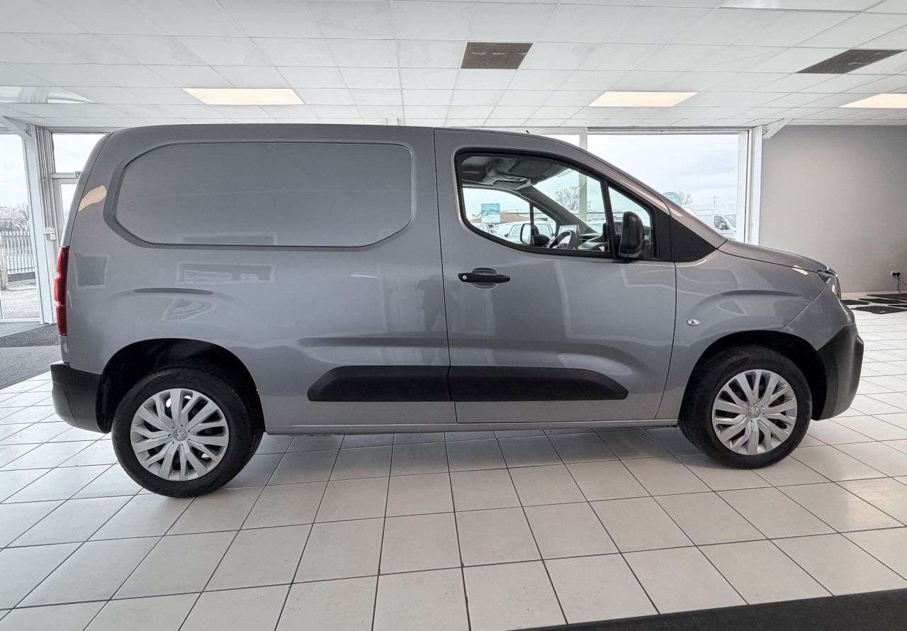 2021 PEUGEOT PARTNER 2021 PEUGEOT PARTNER