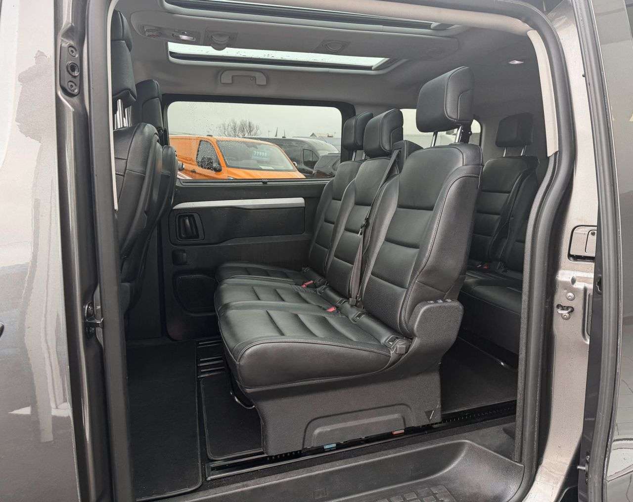 2019 PEUGEOT TRAVELLER 2019 PEUGEOT TRAVELLER