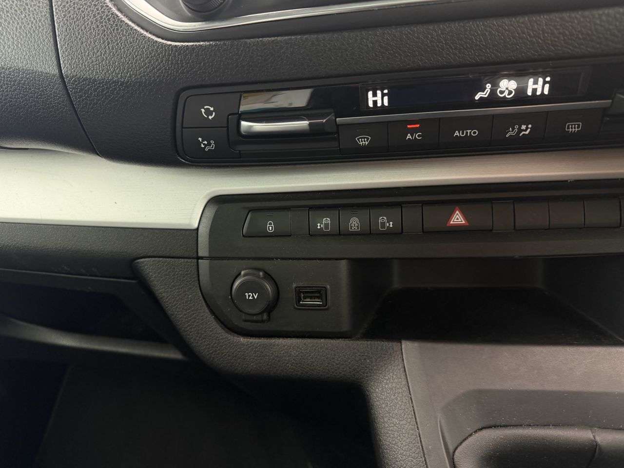 2019 PEUGEOT TRAVELLER 2019 PEUGEOT TRAVELLER