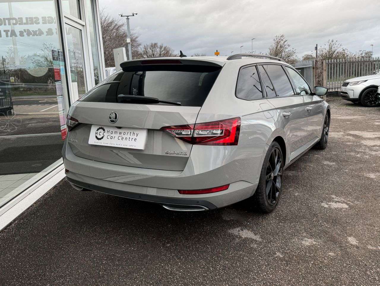 A 2018 SKODA SUPERB 2.0 TDI SportLine Plus Estate 5dr Diesel DSG Euro 6 (s/s) (150 ps) LOW MILE A 2018 SKODA SUPERB 2.0 TDI SportLine Plus Estate 5dr Diesel DSG Euro 6 (s/s) (150 ps) LOW MILE