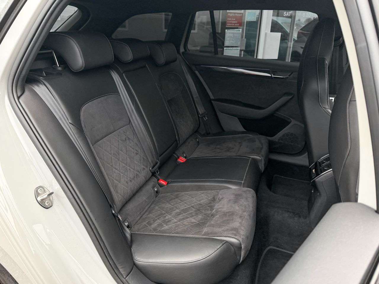 2018 SKODA SUPERB 2018 SKODA SUPERB