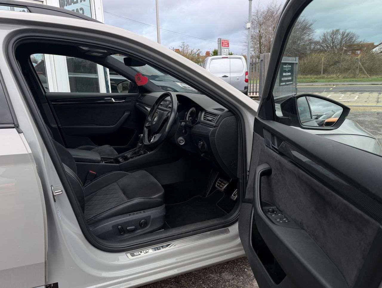 2018 SKODA SUPERB 2018 SKODA SUPERB