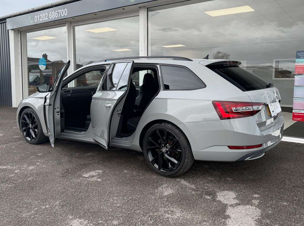 2018 SKODA SUPERB 2018 SKODA SUPERB