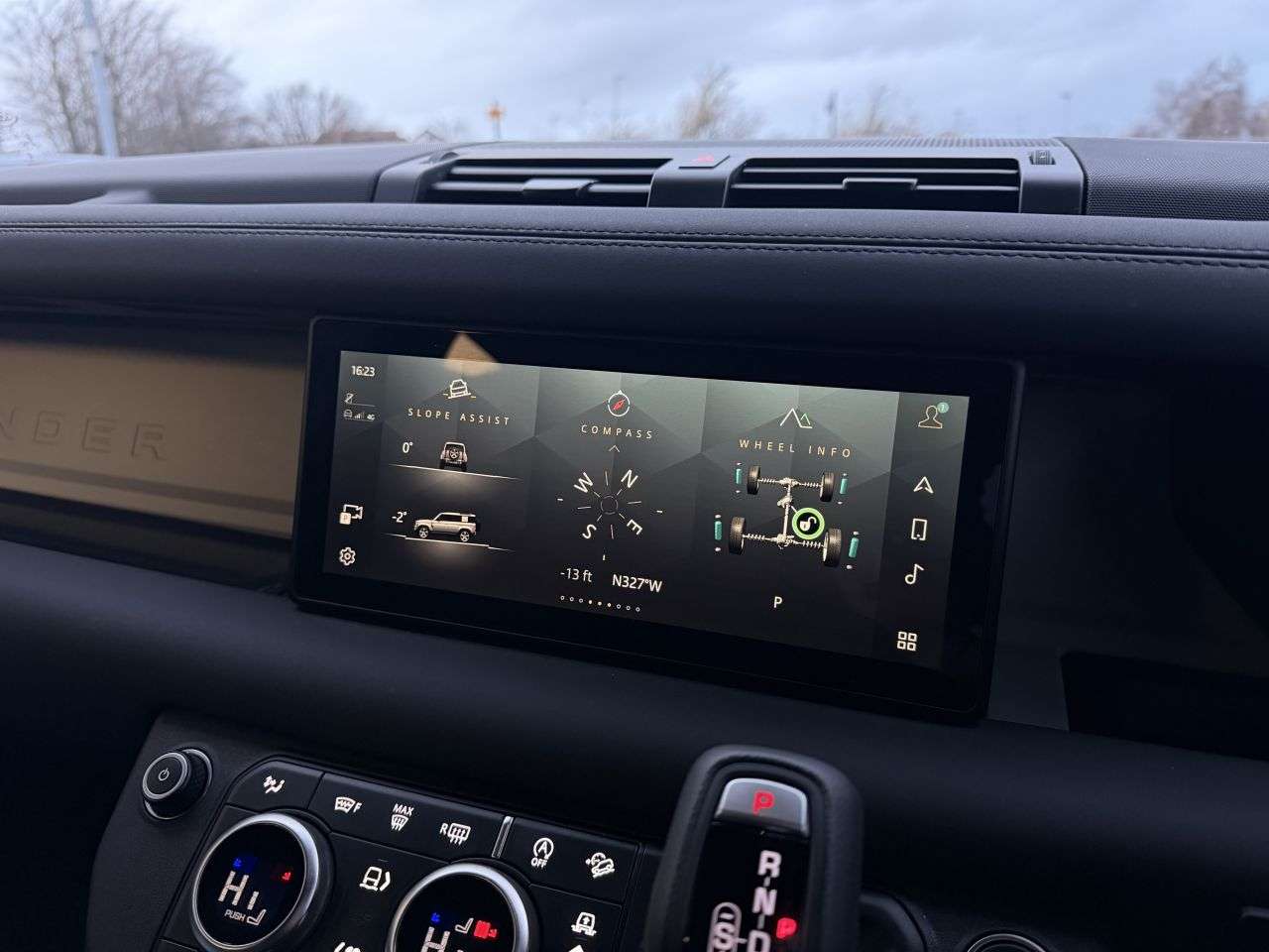 2023 LAND ROVER DEFENDER 2023 LAND ROVER DEFENDER