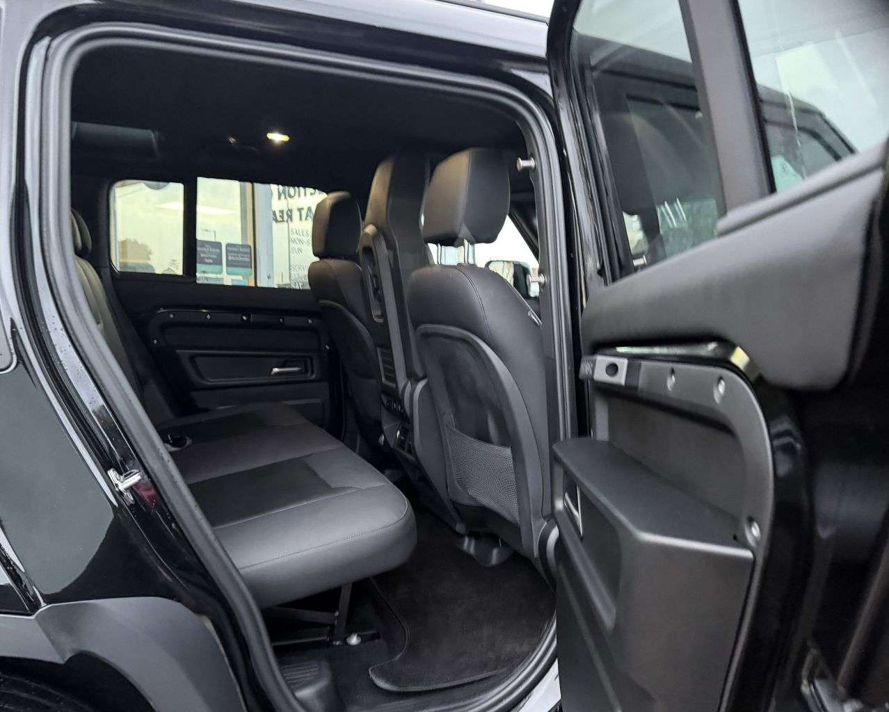 2023 LAND ROVER DEFENDER 2023 LAND ROVER DEFENDER