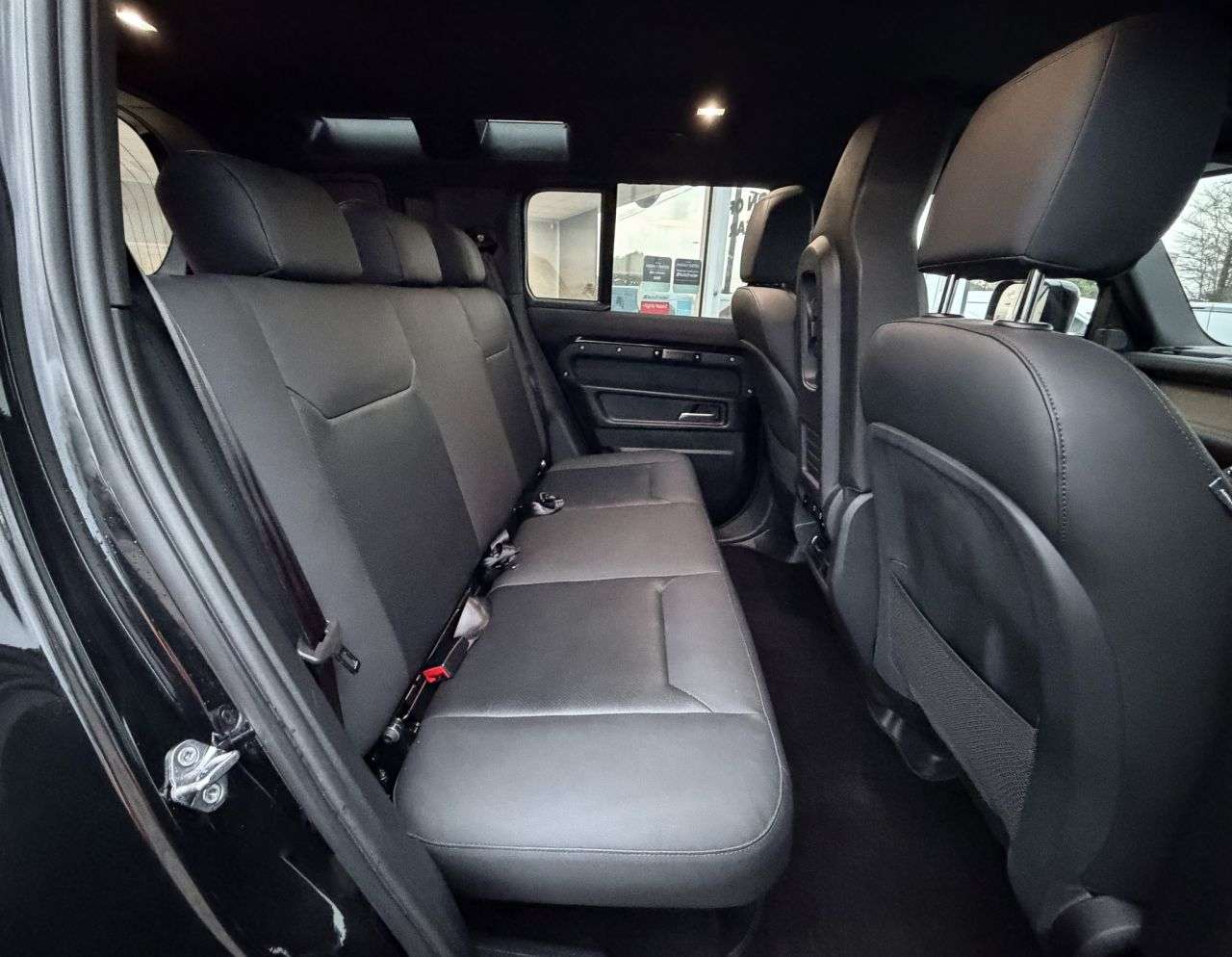 2023 LAND ROVER DEFENDER 2023 LAND ROVER DEFENDER