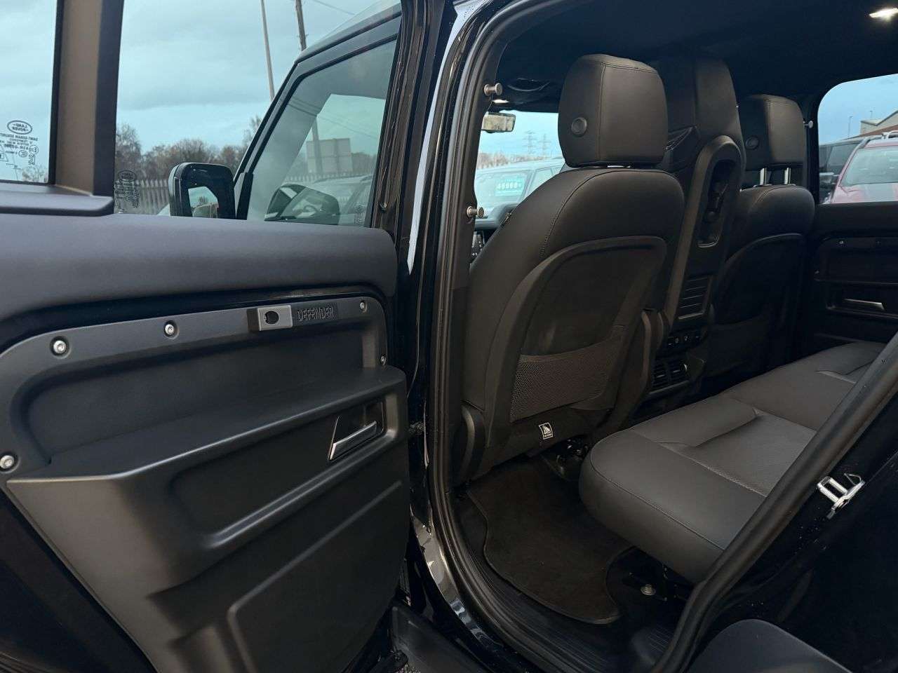 2023 LAND ROVER DEFENDER 2023 LAND ROVER DEFENDER