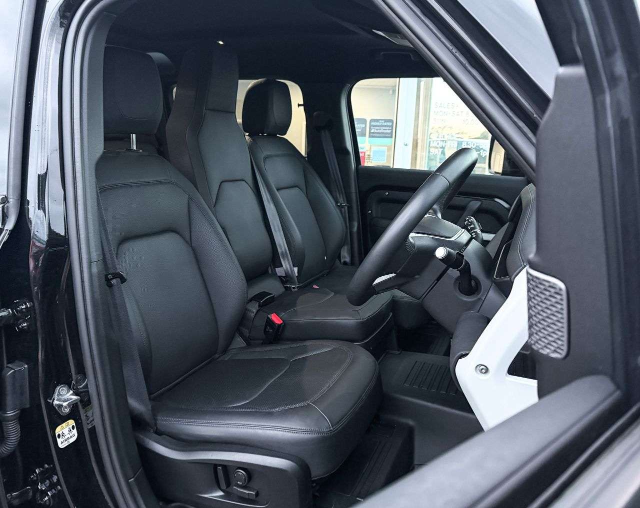 2023 LAND ROVER DEFENDER 2023 LAND ROVER DEFENDER