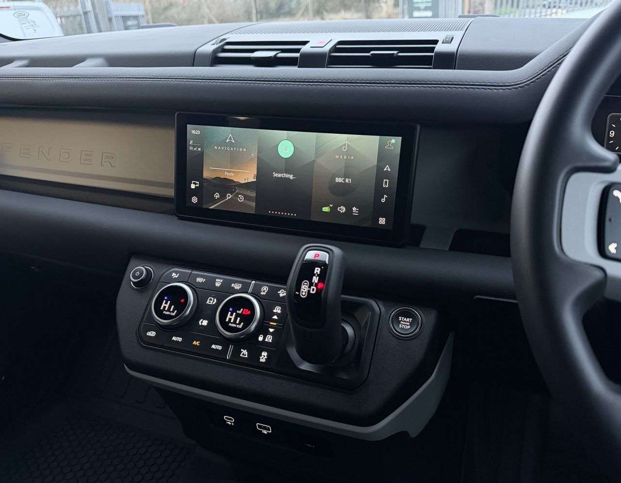 2023 LAND ROVER DEFENDER 2023 LAND ROVER DEFENDER