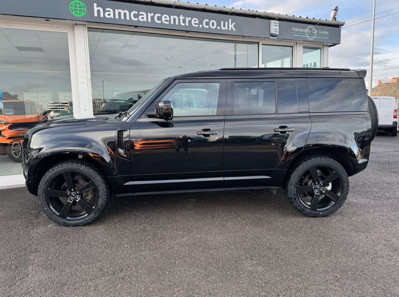 2023 LAND ROVER DEFENDER 2023 LAND ROVER DEFENDER