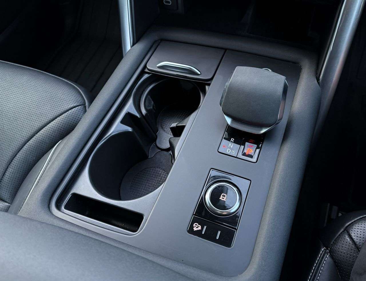 2021 LAND ROVER DISCOVERY 2021 LAND ROVER DISCOVERY