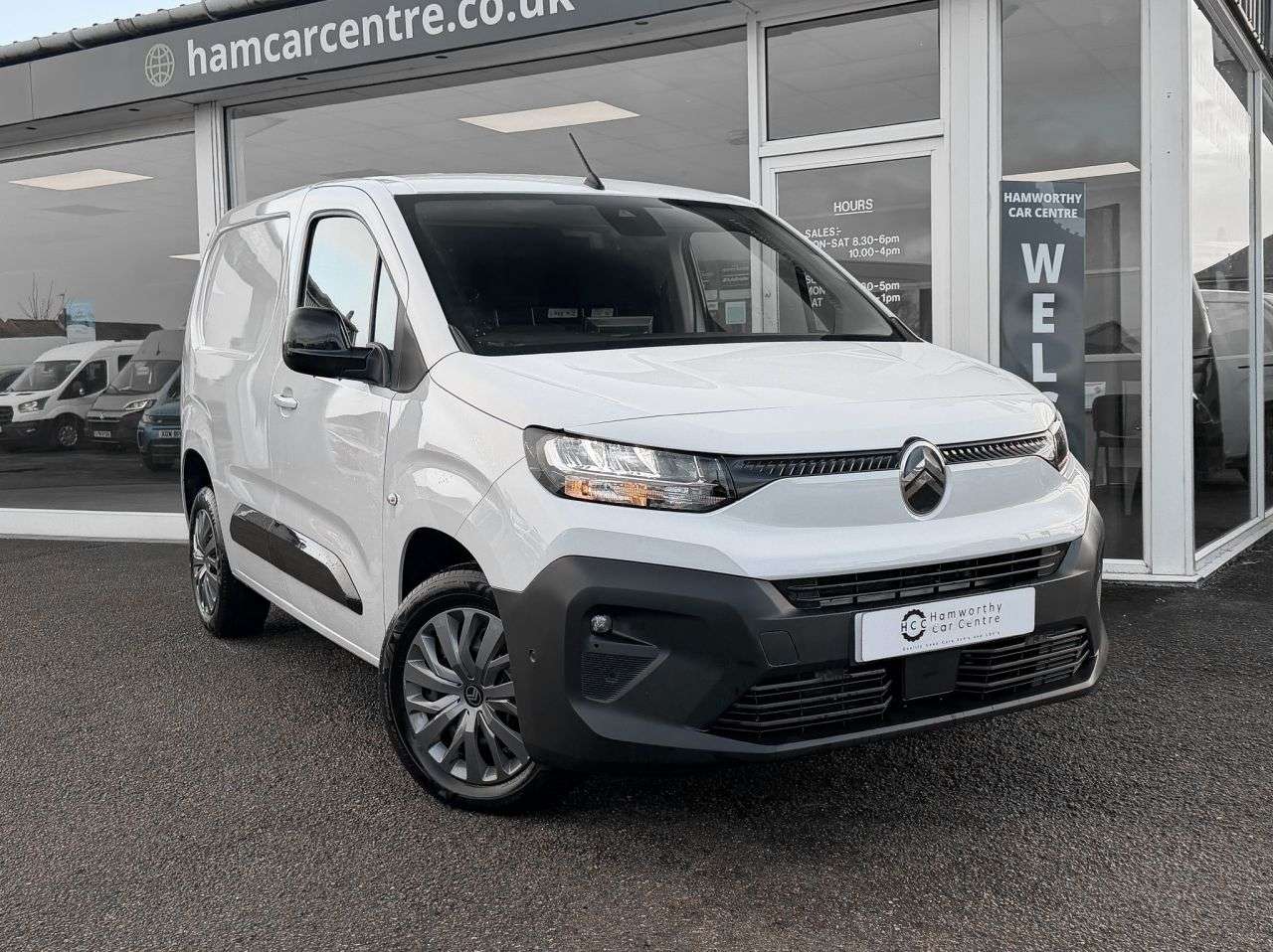 A 2024 CITROEN BERLINGO 1.5 BlueHDi 1000 Driver M Panel Van 5dr Diesel Manual SWB Euro 6 (s/s) (100 A 2024 CITROEN BERLINGO 1.5 BlueHDi 1000 Driver M Panel Van 5dr Diesel Manual SWB Euro 6 (s/s) (100
