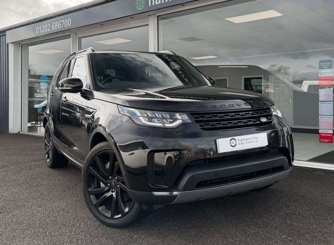 A 2020 LAND ROVER DISCOVERY 3.0 SD V6 HSE SUV 5dr Diesel Auto 4WD Euro 6 (s/s) (306 ps) 5 SEATER TWIN S A 2020 LAND ROVER DISCOVERY 3.0 SD V6 HSE SUV 5dr Diesel Auto 4WD Euro 6 (s/s) (306 ps) 5 SEATER TWIN S