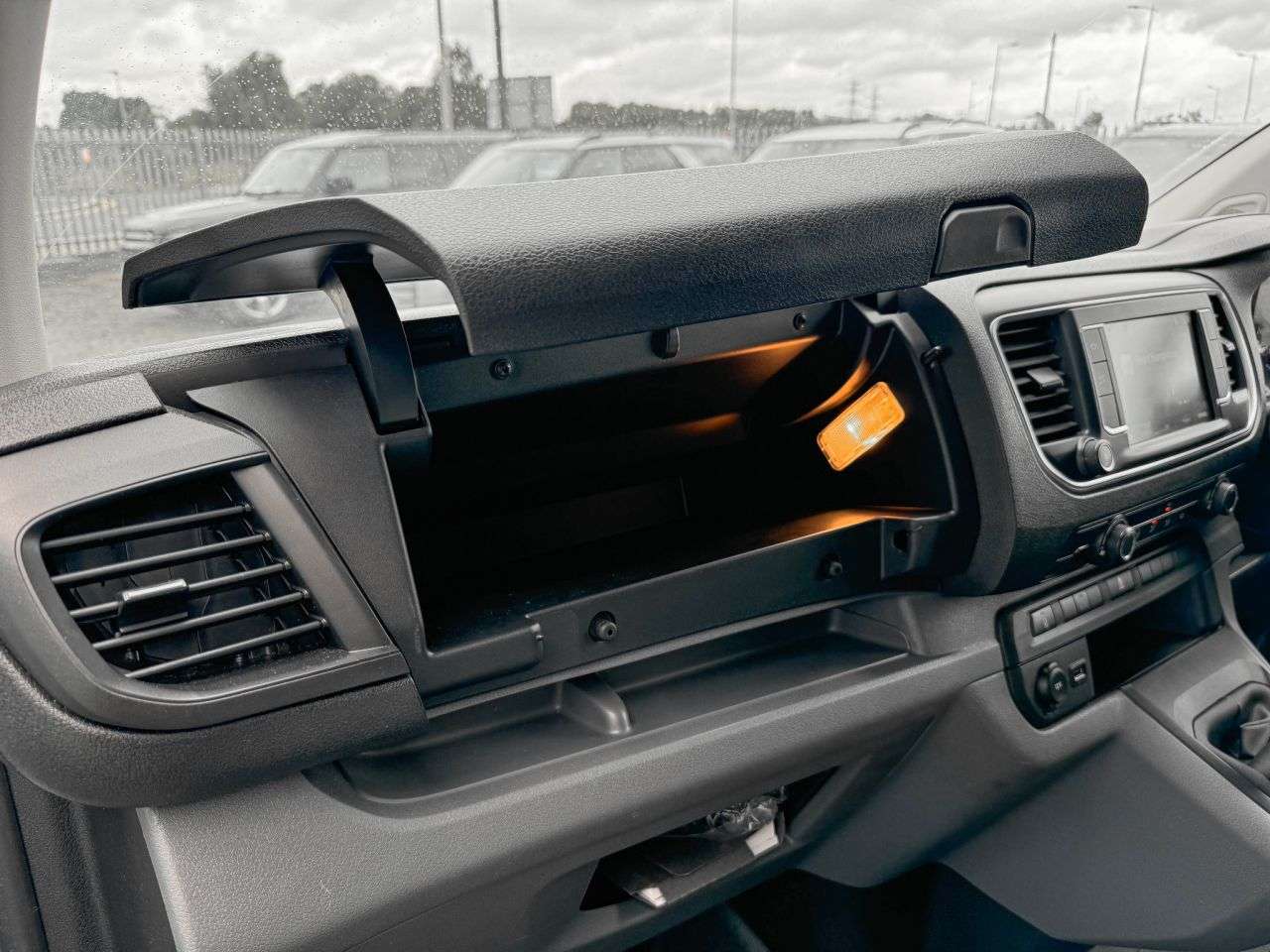 2022 VAUXHALL VIVARO 2022 VAUXHALL VIVARO