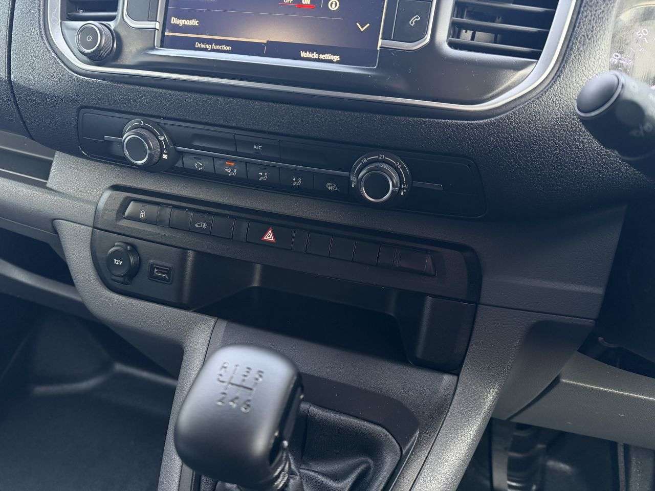 2022 VAUXHALL VIVARO 2022 VAUXHALL VIVARO