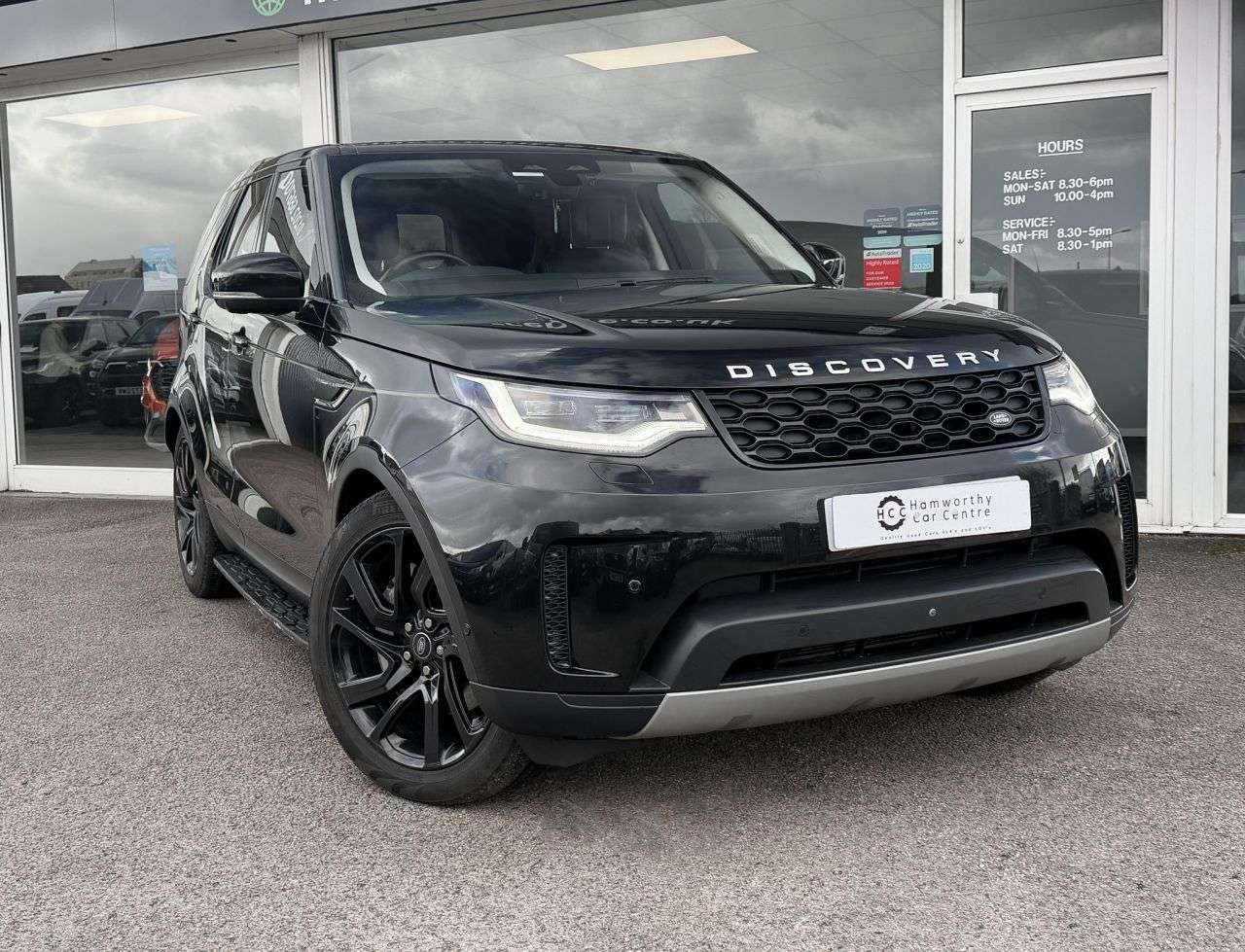 A 2021 LAND ROVER DISCOVERY 3.0 D300 MHEV HSE SUV 5dr Diesel Auto 4WD Euro 6 (s/s) (300 ps) 5 SEATS NO A 2021 LAND ROVER DISCOVERY 3.0 D300 MHEV HSE SUV 5dr Diesel Auto 4WD Euro 6 (s/s) (300 ps) 5 SEATS NO