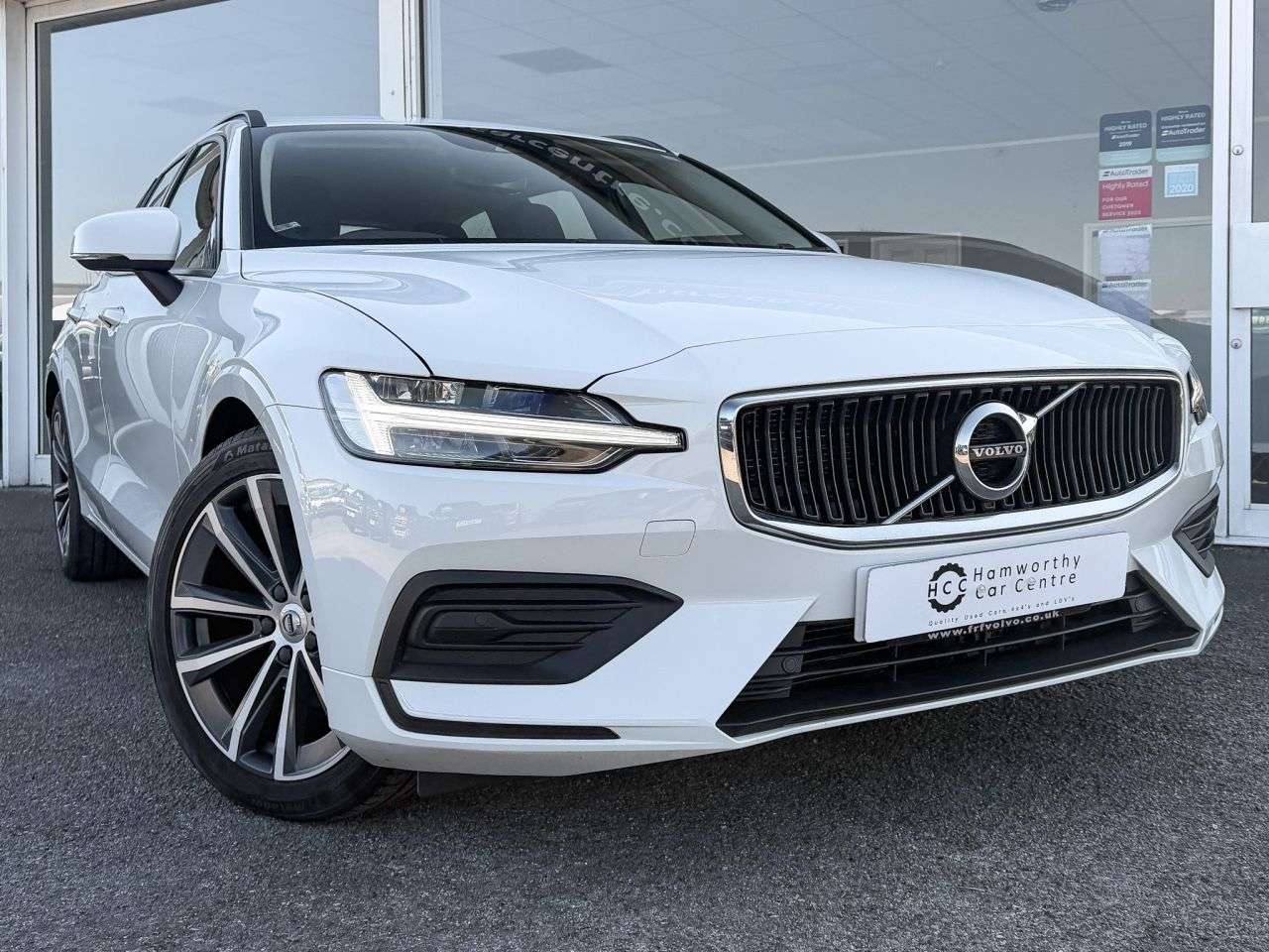 2021 VOLVO V60 2021 VOLVO V60