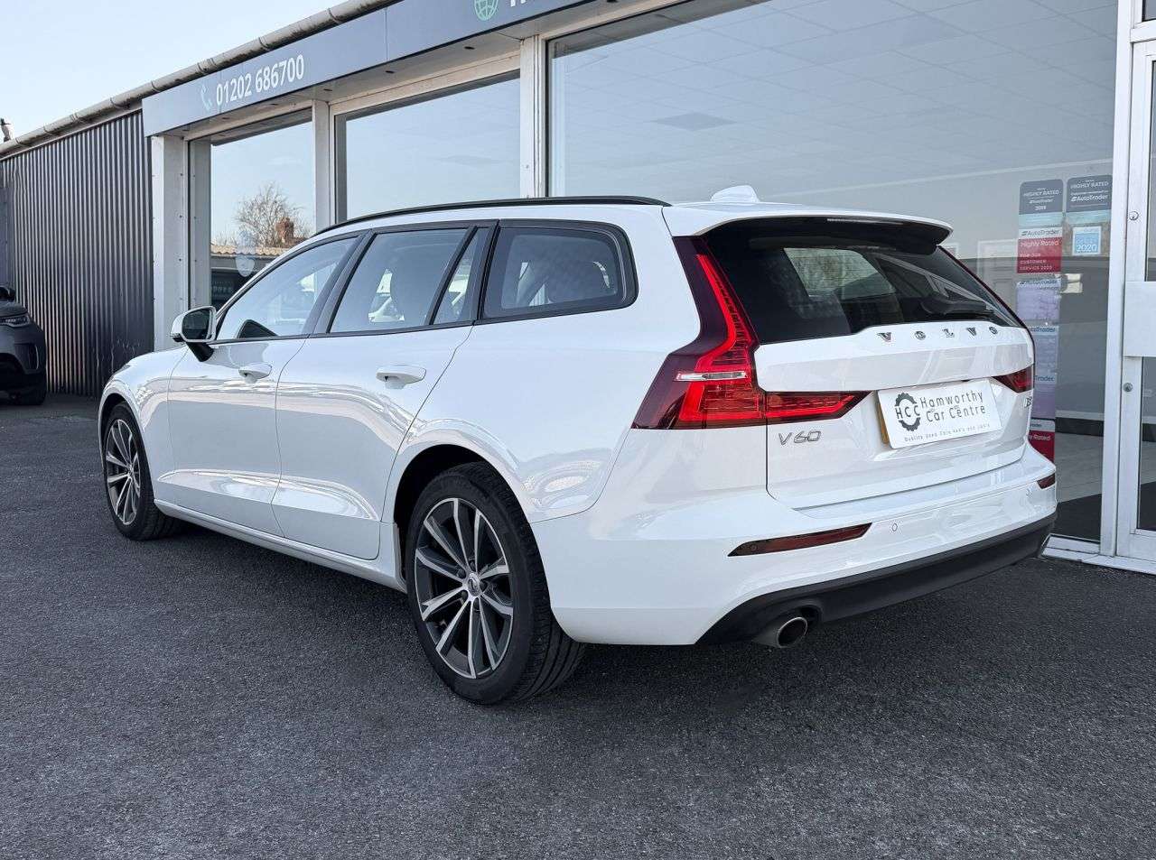 2021 VOLVO V60 2021 VOLVO V60