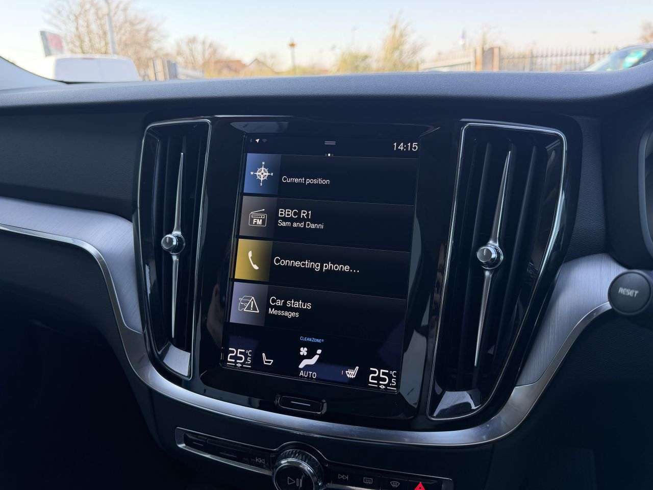 2021 VOLVO V60 2021 VOLVO V60