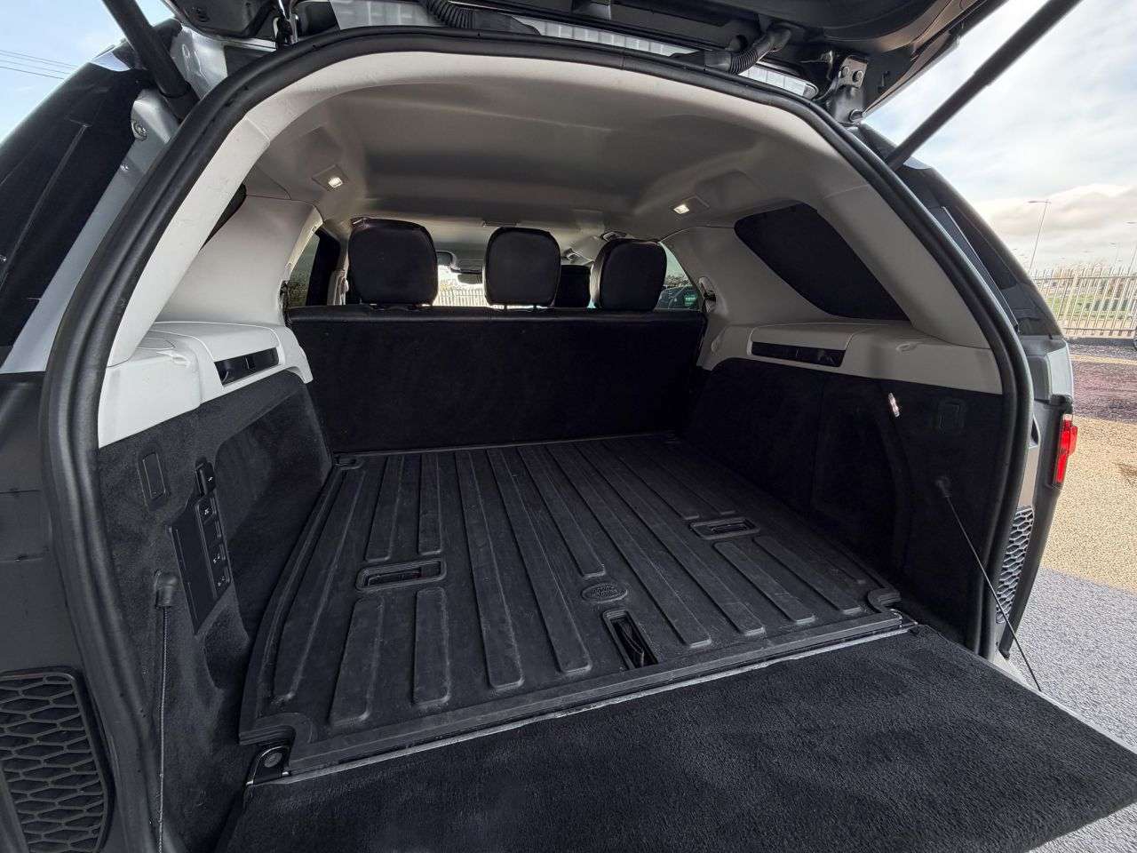 2021 LAND ROVER DISCOVERY 2021 LAND ROVER DISCOVERY