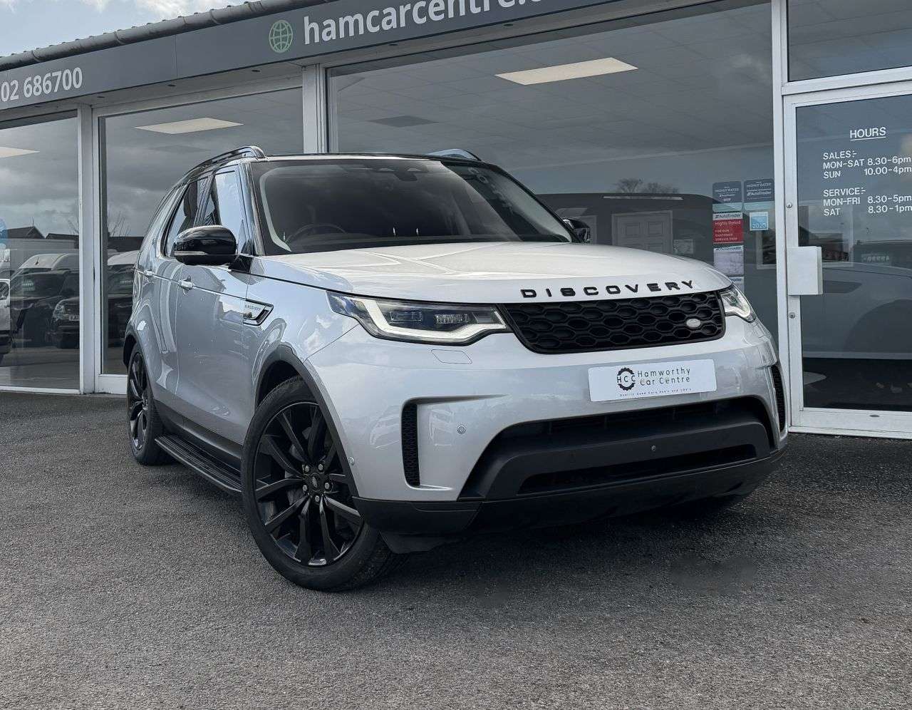 A 2021 LAND ROVER DISCOVERY 3.0 D300 MHEV SE SUV 5dr Diesel Auto 4WD Euro 6 (s/s) (300 ps) 5 SEATS ELEC A 2021 LAND ROVER DISCOVERY 3.0 D300 MHEV SE SUV 5dr Diesel Auto 4WD Euro 6 (s/s) (300 ps) 5 SEATS ELEC