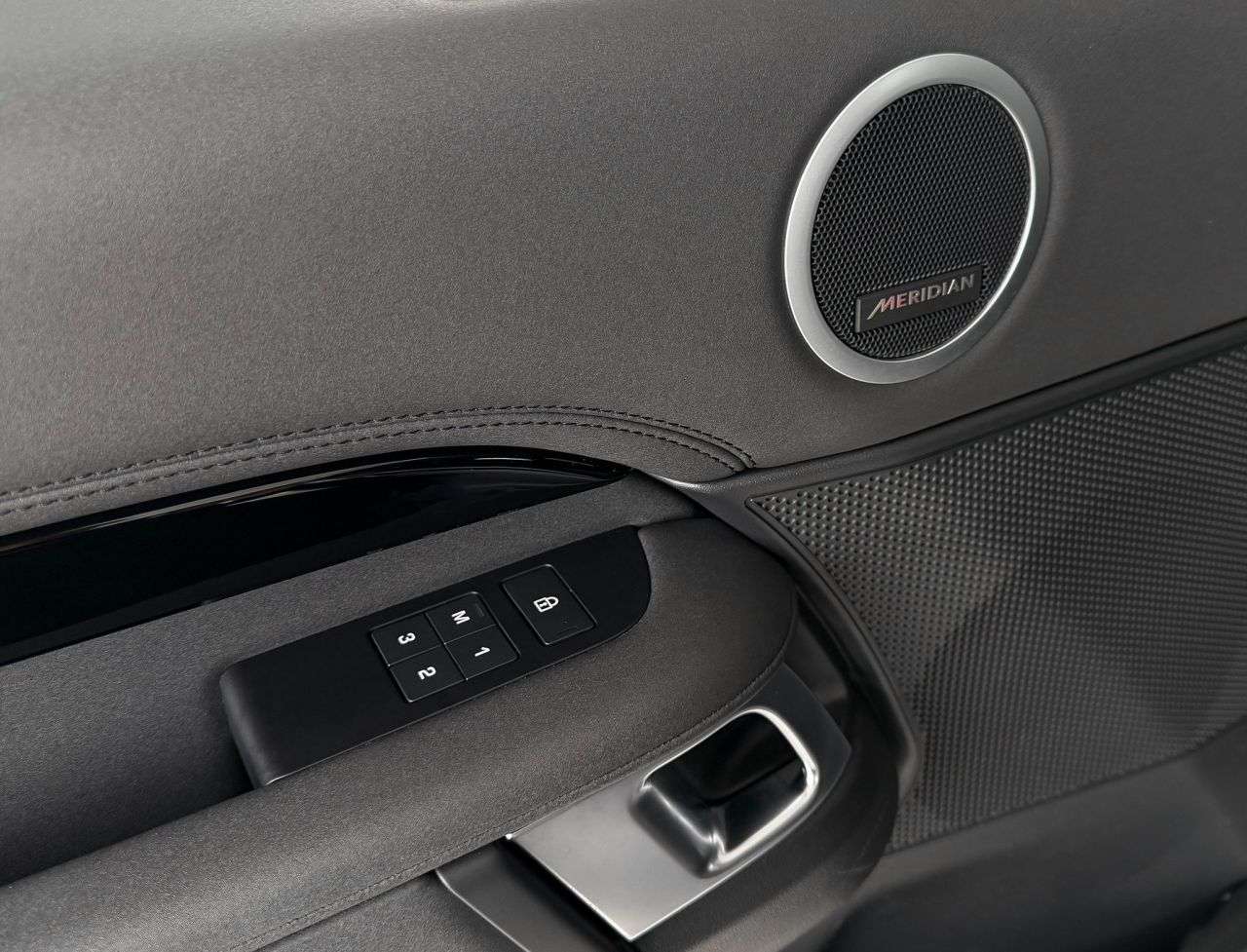 2021 LAND ROVER DISCOVERY 2021 LAND ROVER DISCOVERY