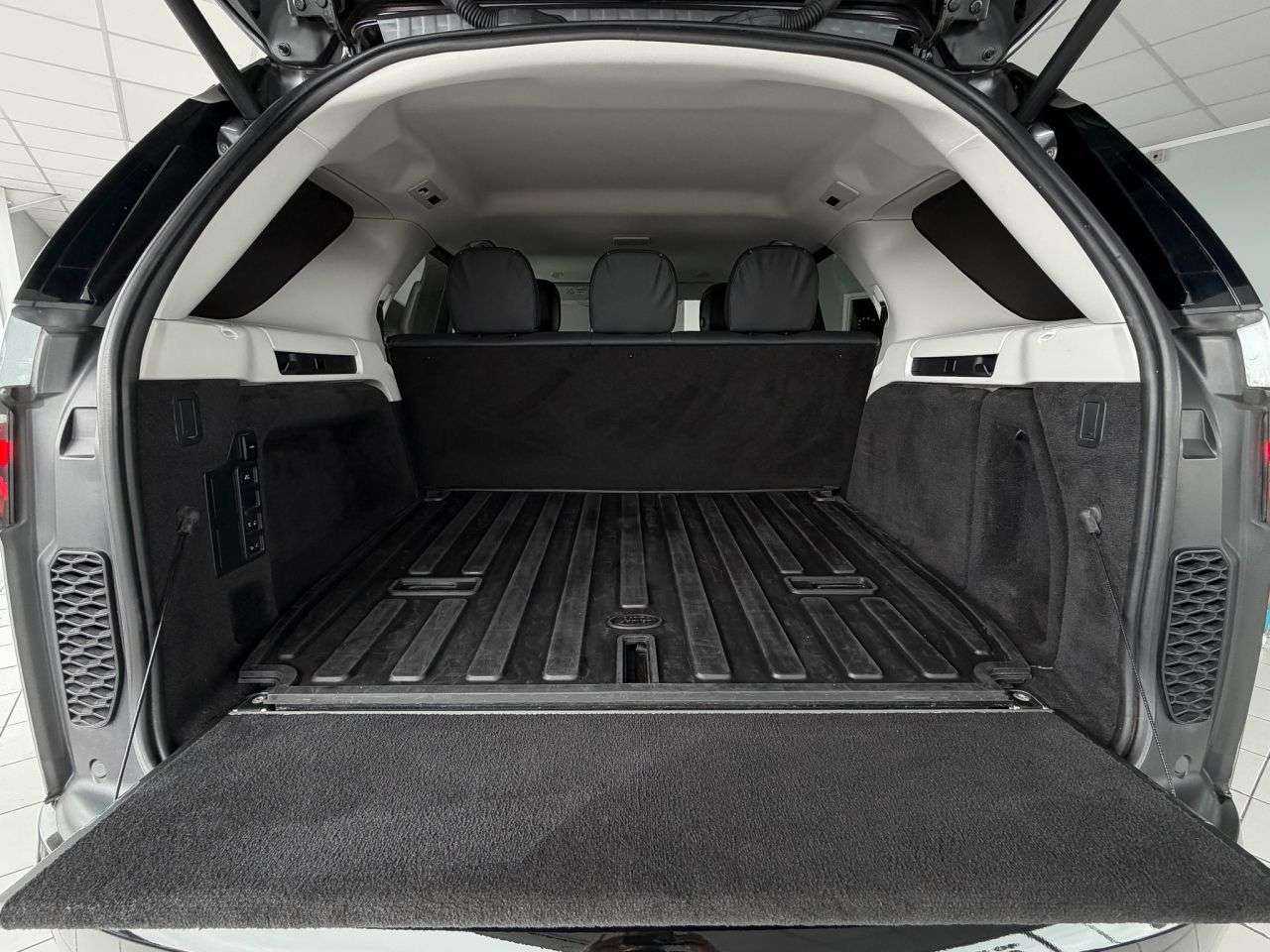 2021 LAND ROVER DISCOVERY 2021 LAND ROVER DISCOVERY