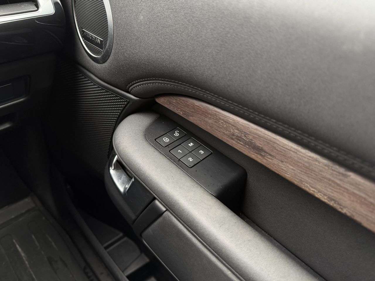 2019 LAND ROVER DISCOVERY 2019 LAND ROVER DISCOVERY