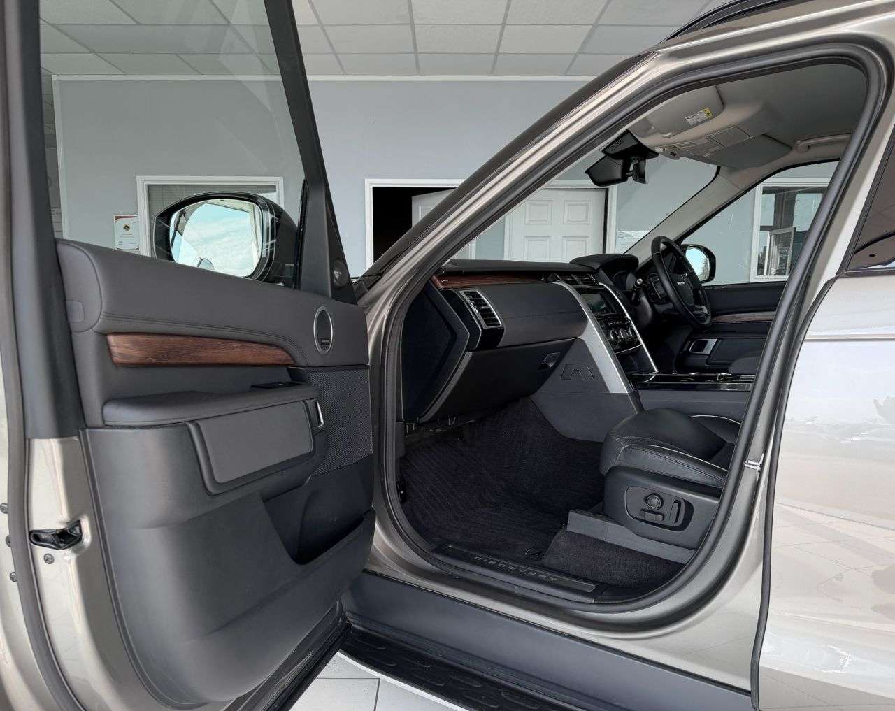 2019 LAND ROVER DISCOVERY 2019 LAND ROVER DISCOVERY