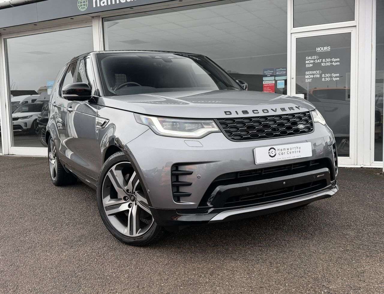 A 2023 LAND ROVER DISCOVERY 3.0 D300 MHEV R-Dynamic HSE SUV 5dr Diesel Auto 4WD Euro 6 (s/s) (300 ps) H A 2023 LAND ROVER DISCOVERY 3.0 D300 MHEV R-Dynamic HSE SUV 5dr Diesel Auto 4WD Euro 6 (s/s) (300 ps) H
