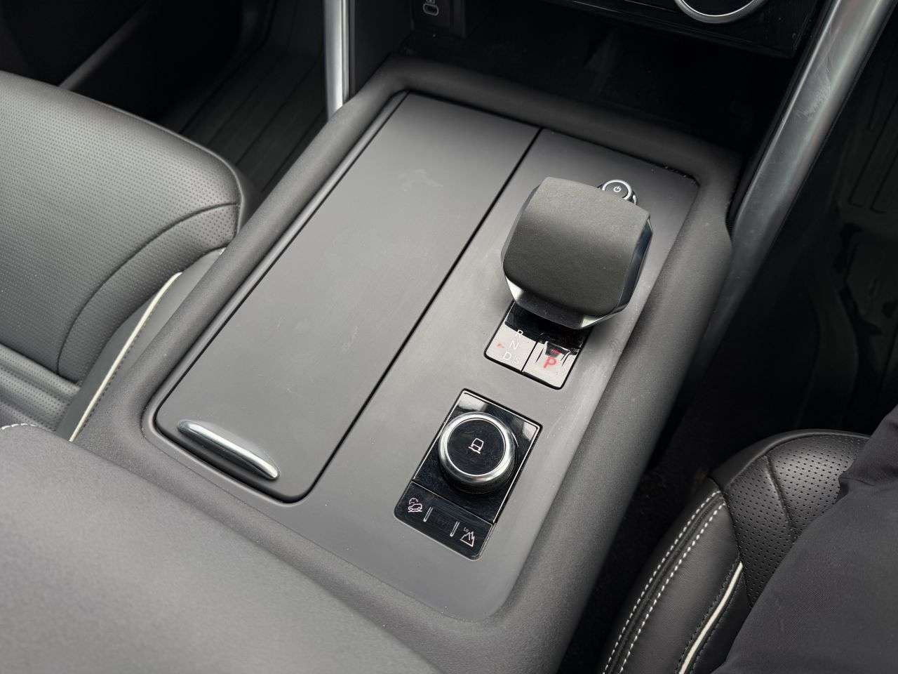 2023 LAND ROVER DISCOVERY 2023 LAND ROVER DISCOVERY