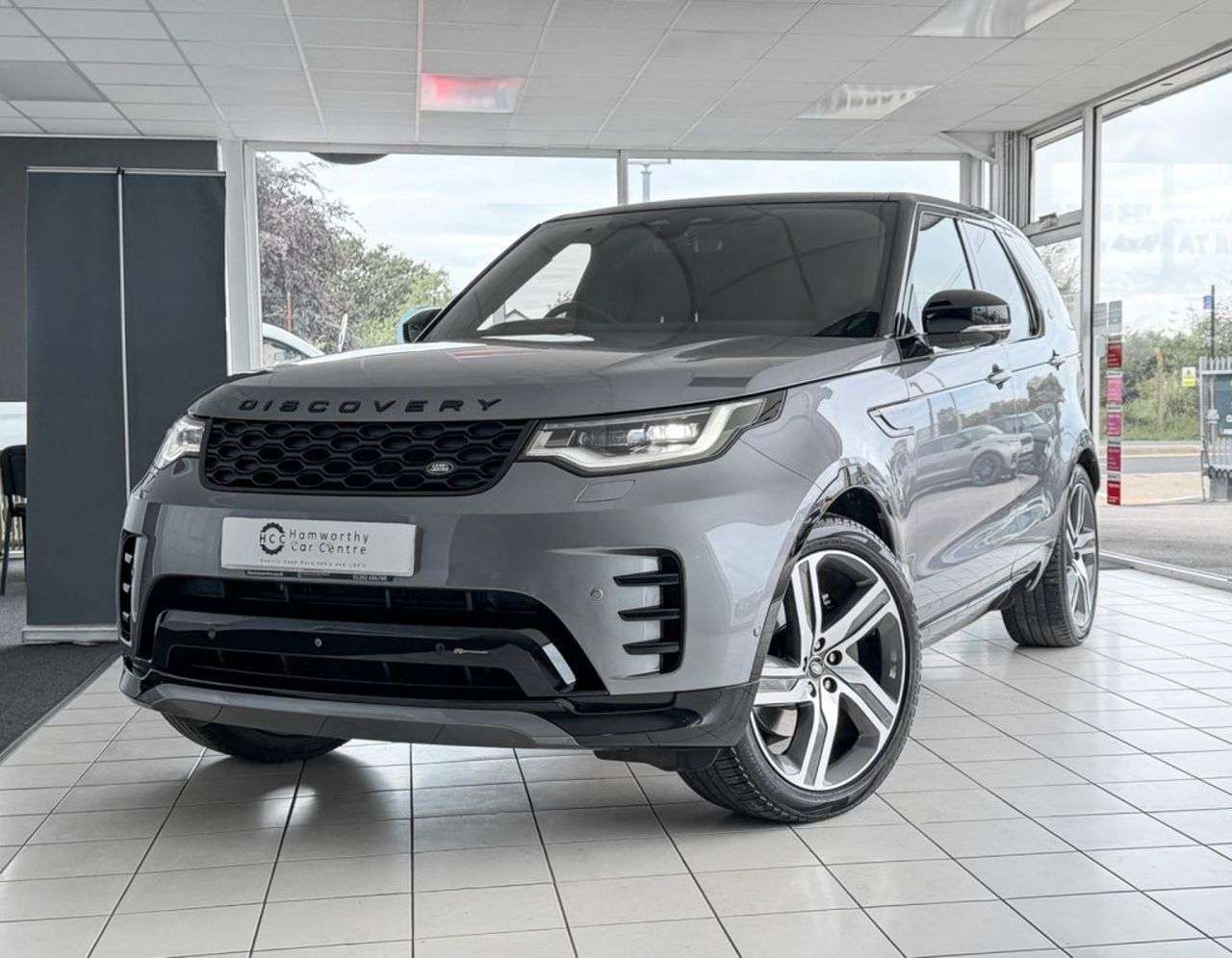 A 2023 LAND ROVER DISCOVERY 3.0 D300 MHEV R-Dynamic HSE 5 seats - SUV 5dr Diesel (300 ps) HEAT/COOL SEA A 2023 LAND ROVER DISCOVERY 3.0 D300 MHEV R-Dynamic HSE 5 seats - SUV 5dr Diesel (300 ps) HEAT/COOL SEA