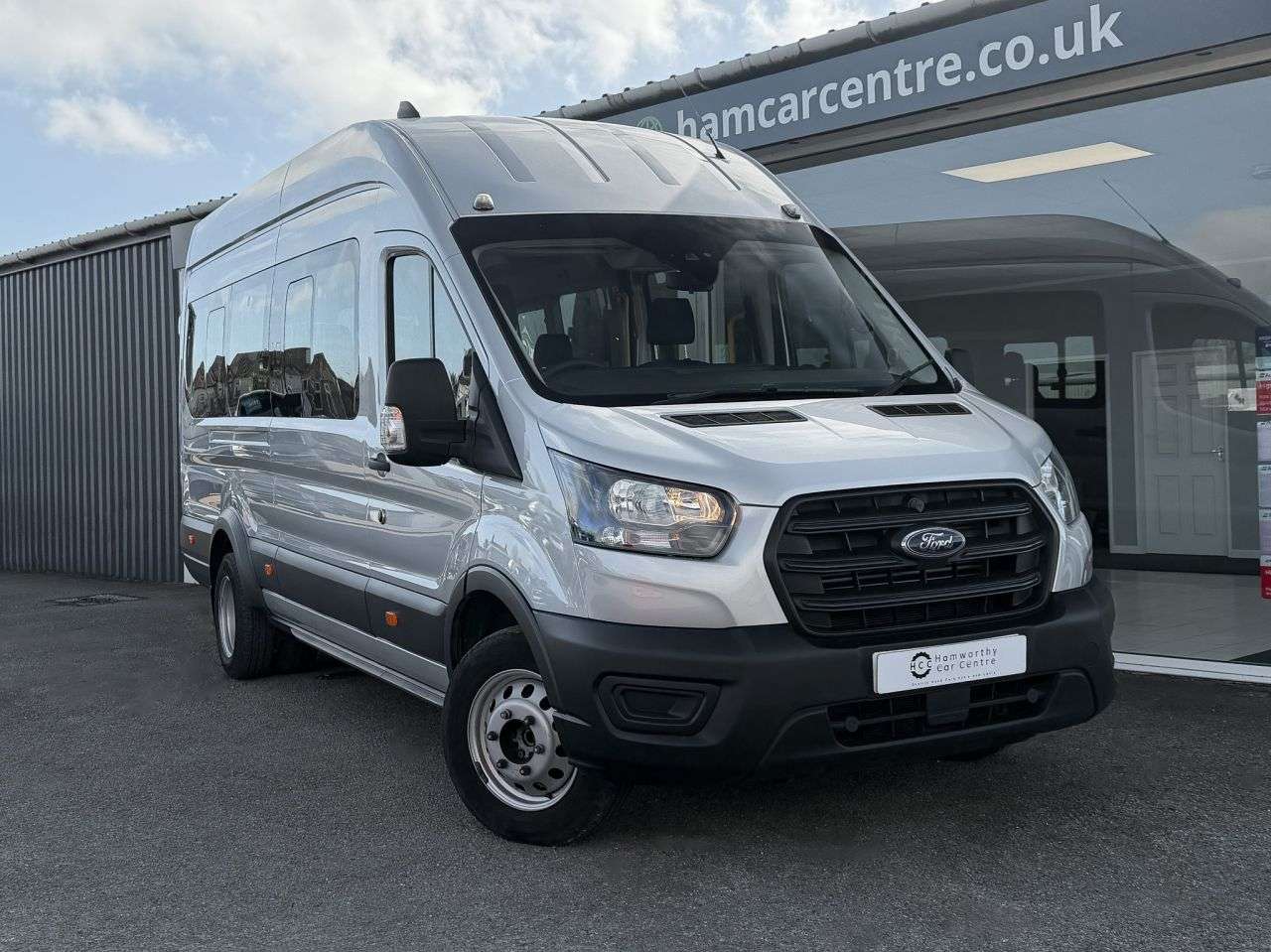 A 2023 FORD TRANSIT 2.0 460 EcoBlue Leader Minibus Double Cab 5dr Diesel Auto RWD L4 H3 Euro 6 A 2023 FORD TRANSIT 2.0 460 EcoBlue Leader Minibus Double Cab 5dr Diesel Auto RWD L4 H3 Euro 6