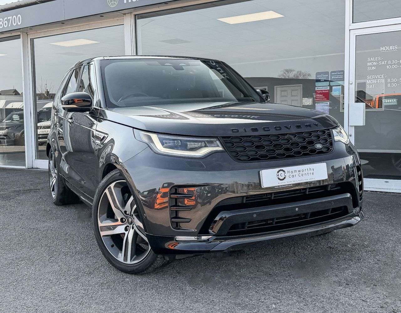 A 2023 LAND ROVER DISCOVERY D300 Dynamic HSE GEN LR 5 SEATS MHEV 3.0 SUV 5dr Diesel Auto 4WD Euro 6 (s/ A 2023 LAND ROVER DISCOVERY D300 Dynamic HSE GEN LR 5 SEATS MHEV 3.0 SUV 5dr Diesel Auto 4WD Euro 6 (s/