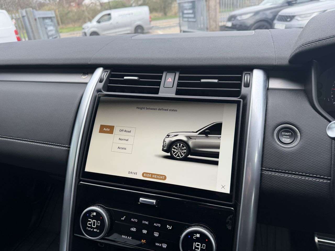 2025 LAND ROVER DISCOVERY 2025 LAND ROVER DISCOVERY