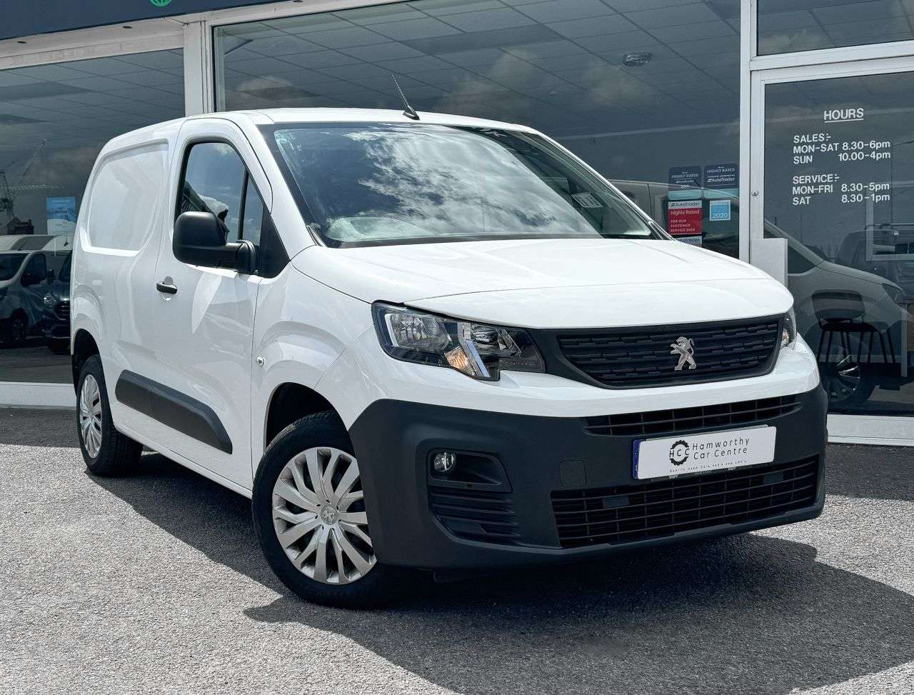 A 2021 PEUGEOT PARTNER 1.5 BlueHDi 1000 Professional Premium Standard Panel Van 5dr Diesel Manual A 2021 PEUGEOT PARTNER 1.5 BlueHDi 1000 Professional Premium Standard Panel Van 5dr Diesel Manual