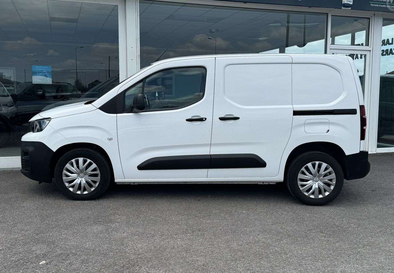 2021 PEUGEOT PARTNER 2021 PEUGEOT PARTNER