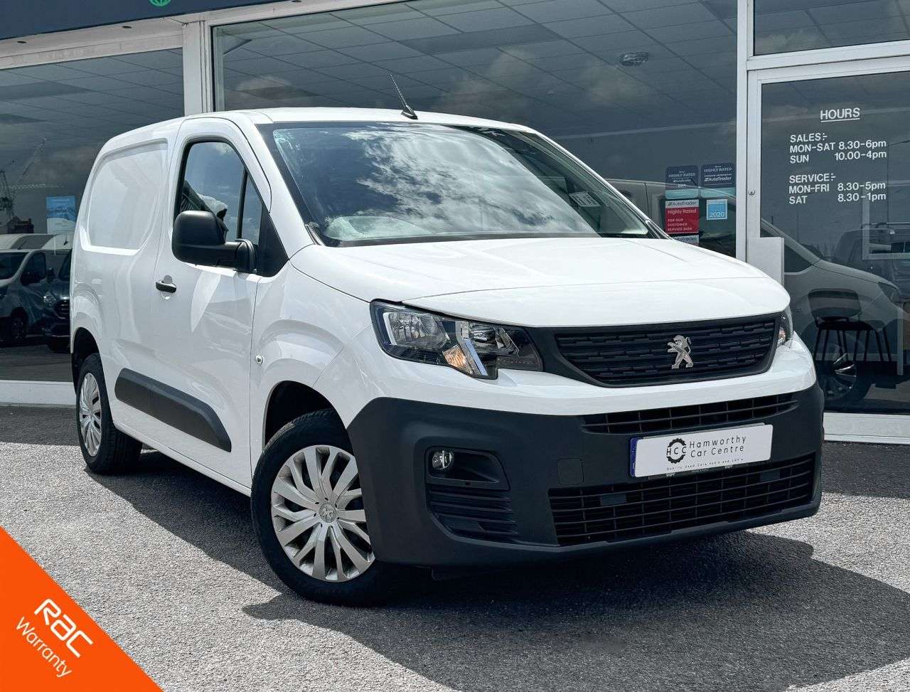 A 2021 PEUGEOT PARTNER 1.5 BlueHDi 1000 Professional Premium Standard Panel Van 5dr Diesel Manual A 2021 PEUGEOT PARTNER 1.5 BlueHDi 1000 Professional Premium Standard Panel Van 5dr Diesel Manual