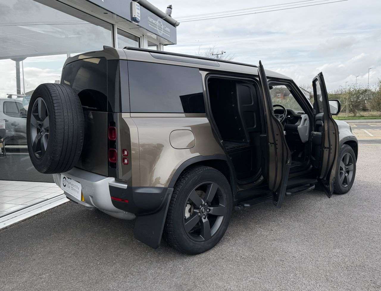 2024 LAND ROVER DEFENDER 2024 LAND ROVER DEFENDER