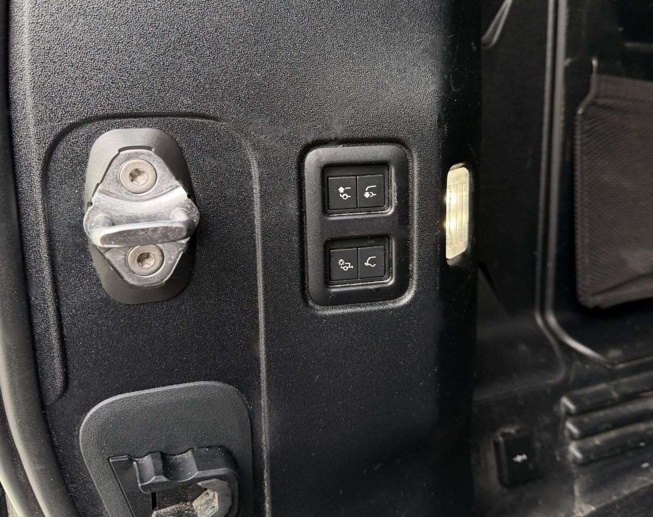 2024 LAND ROVER DEFENDER 2024 LAND ROVER DEFENDER