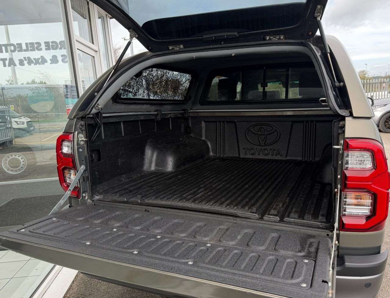 2021 TOYOTA HI-LUX 2021 TOYOTA HI-LUX