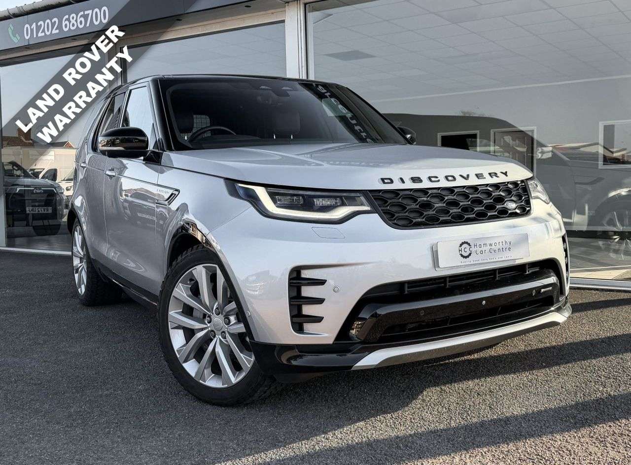 A 2023 LAND ROVER DISCOVERY 3.0 D300 MHEV R-Dynamic SE SUV 5dr Diesel Auto 4WD Euro 6 (s/s) (300 ps) ME A 2023 LAND ROVER DISCOVERY 3.0 D300 MHEV R-Dynamic SE SUV 5dr Diesel Auto 4WD Euro 6 (s/s) (300 ps) ME