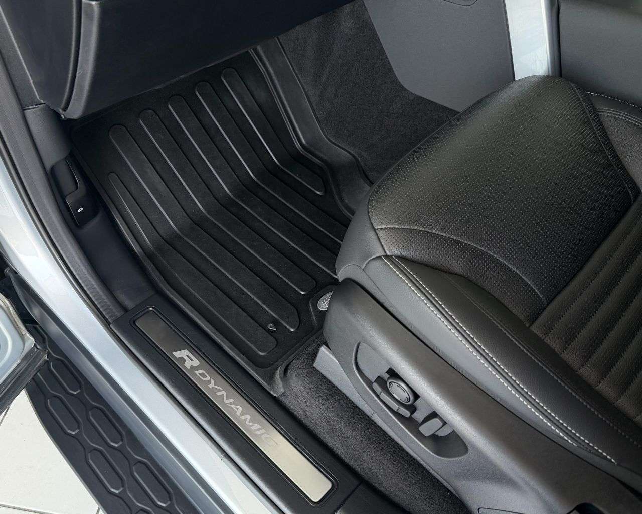 2023 LAND ROVER DISCOVERY 2023 LAND ROVER DISCOVERY