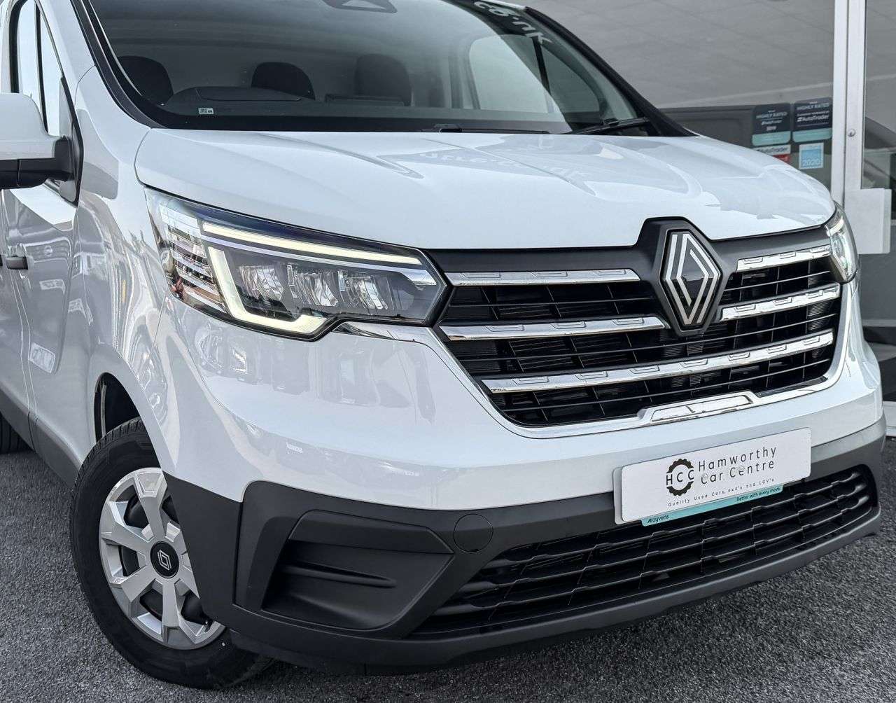 2025 RENAULT TRAFIC 2025 RENAULT TRAFIC