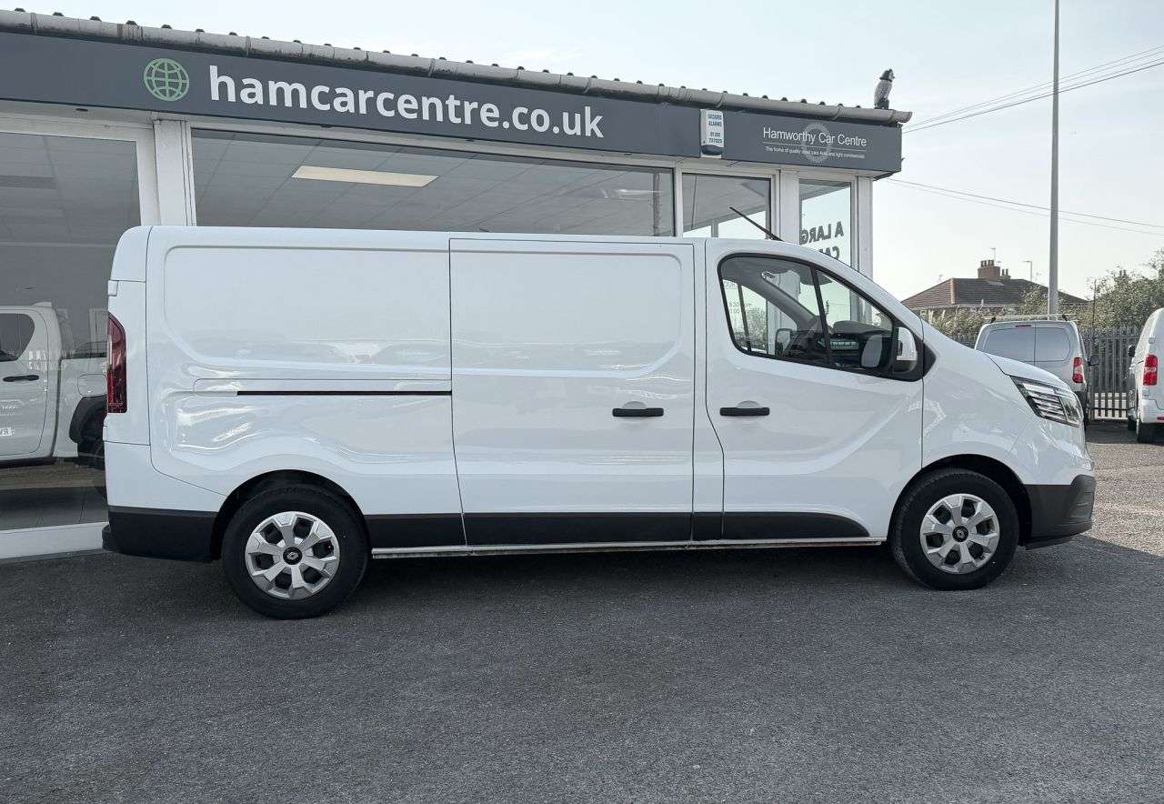 2025 RENAULT TRAFIC 2025 RENAULT TRAFIC