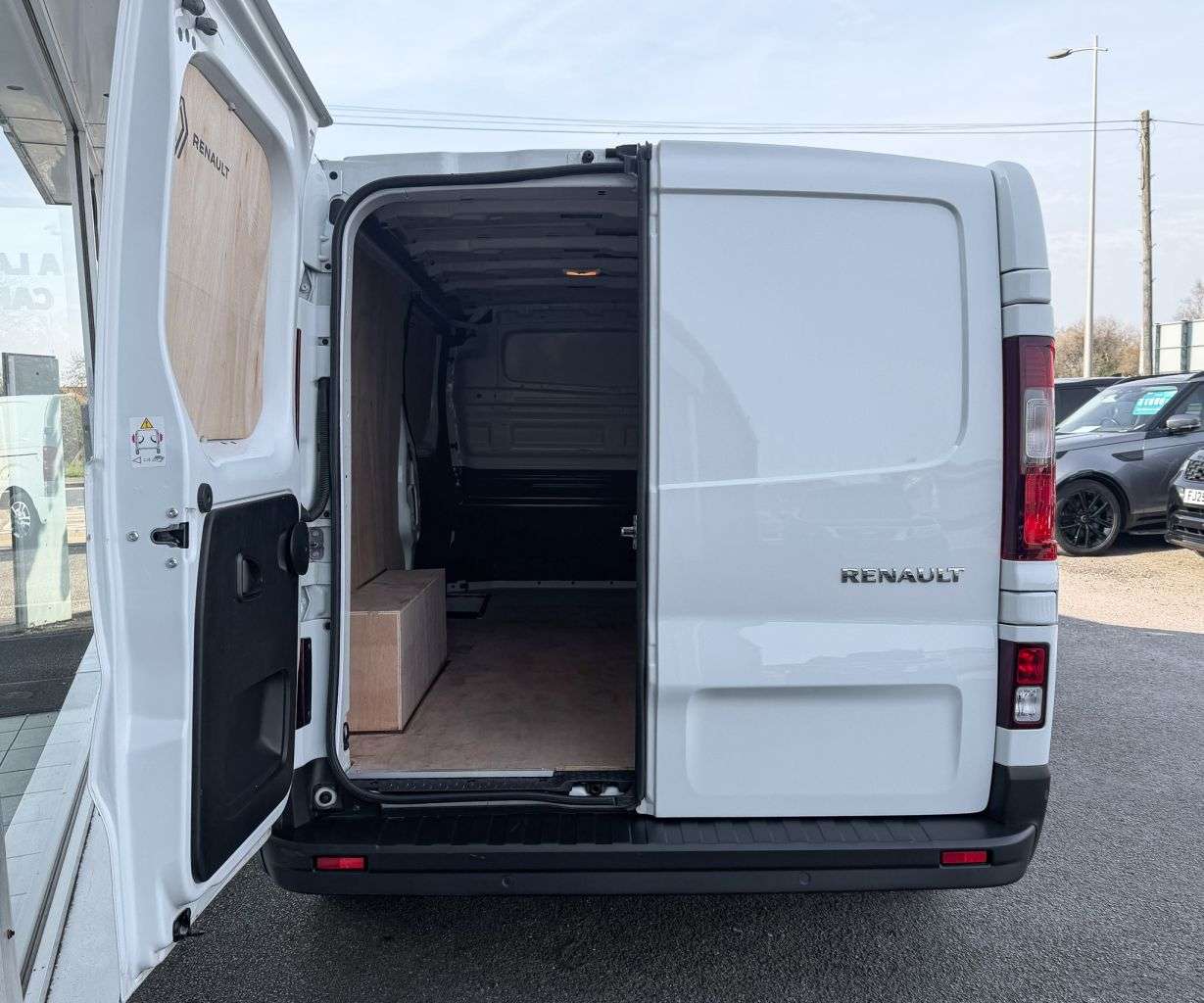 2025 RENAULT TRAFIC 2025 RENAULT TRAFIC