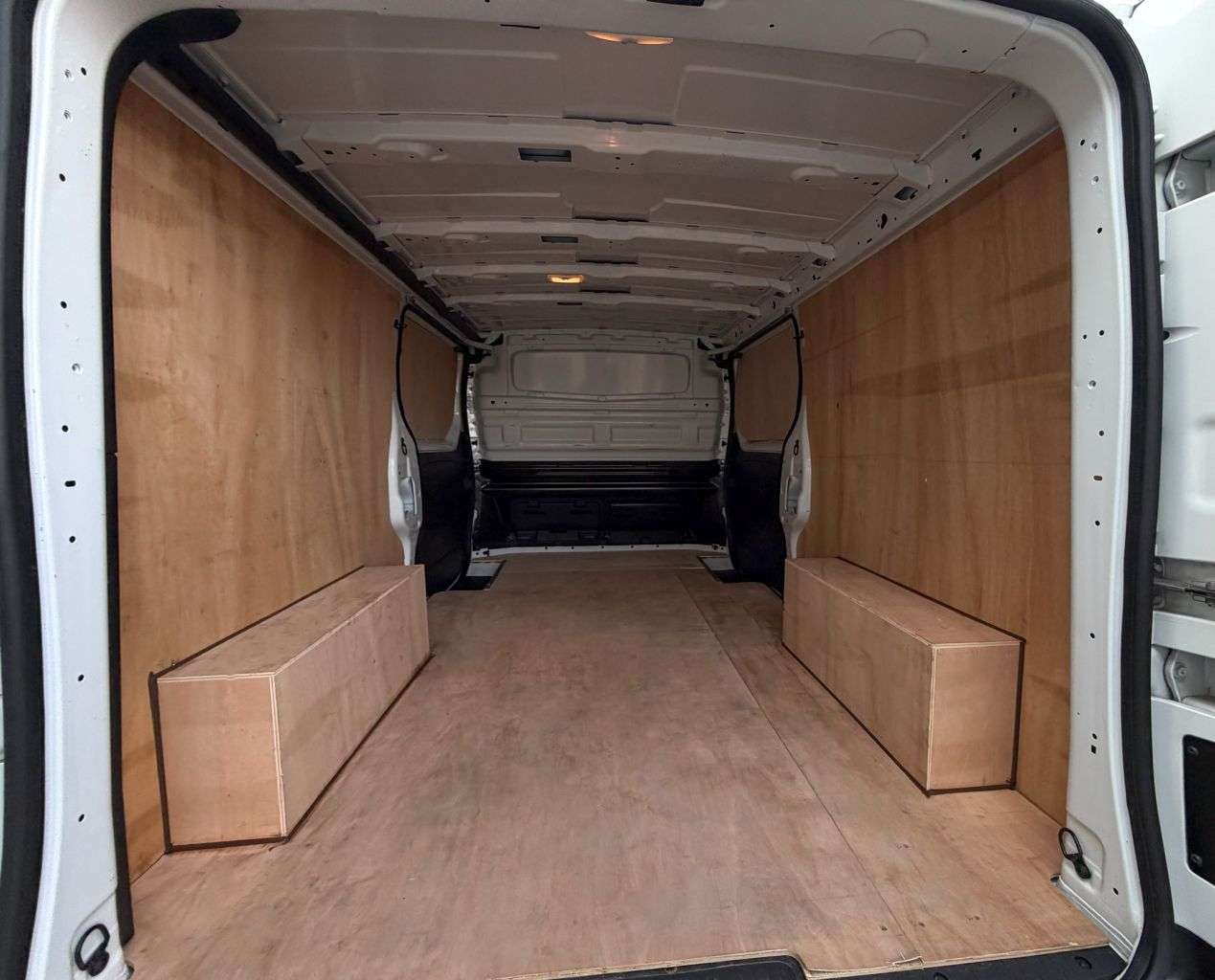 2025 RENAULT TRAFIC 2025 RENAULT TRAFIC