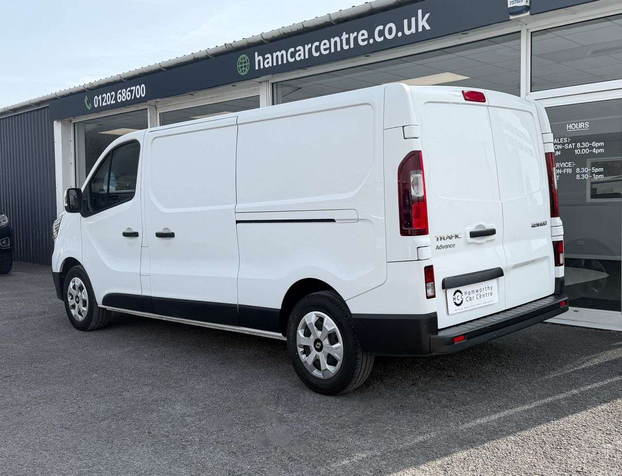 2025 RENAULT TRAFIC 2025 RENAULT TRAFIC